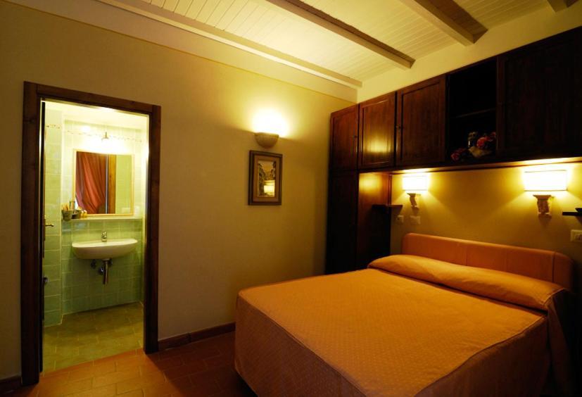 Locanda San Barnaba Scarperia Room photo